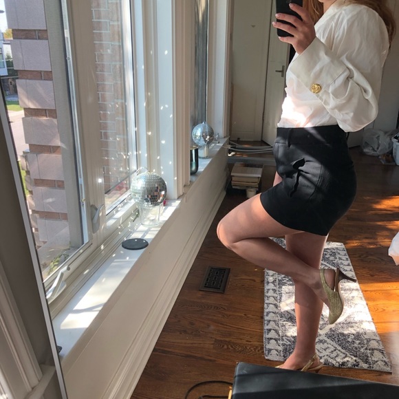 🌱NWT Zara Blouse - Picture 2 of 9